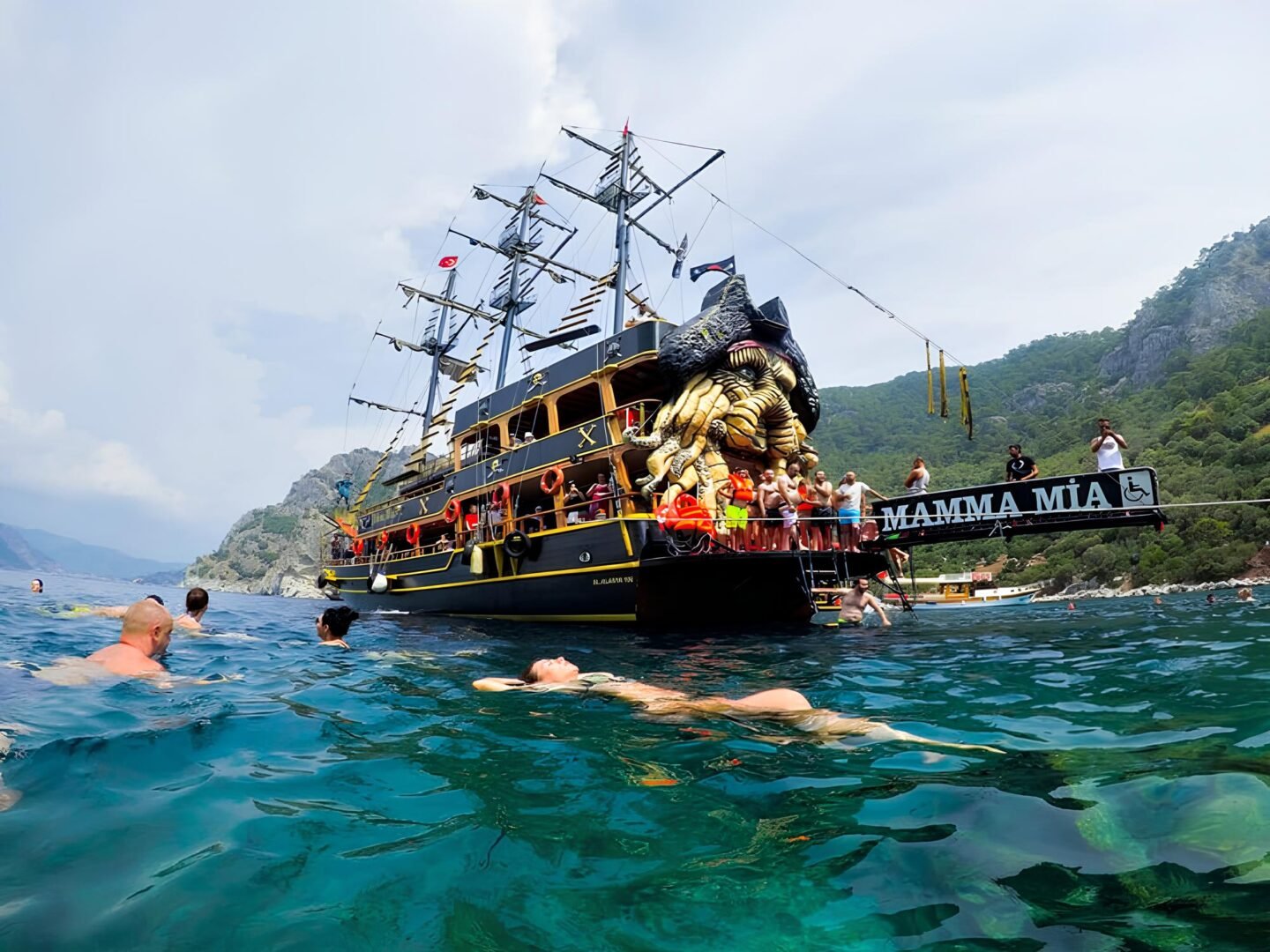Pirate Boat Tours